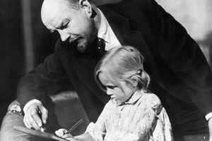 Filmstill zu "Lenin im Oktober"