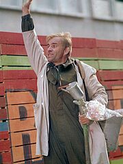 Filmstill zu "Nelken in Aspik"