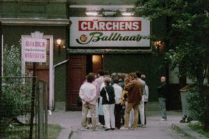 Film still for "Und die Sehnsucht bleibt ..."