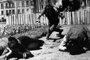 Filmstill zu "Die unglaubwürdigen Abenteuer der Italiener in Russland"