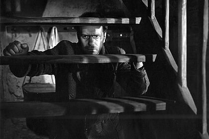 Filmstill zu "Haus im Feuer"