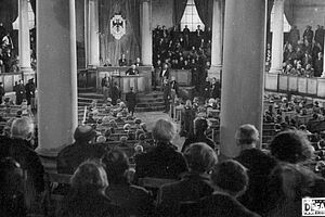 Filmstill zu "Und wieder 48"