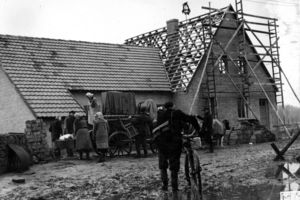 Film still for "Schlösser und Katen"