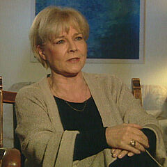 Filmstill zu "Zeitzeugengespräch: Annekathrin Bürger"