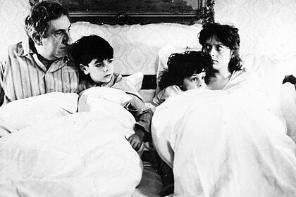 KEUCHHUSTEN Filmstill zu "Keuchhusten"