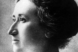 Filmstill zu "Rosa Luxemburg - Stationen ihres Lebens"