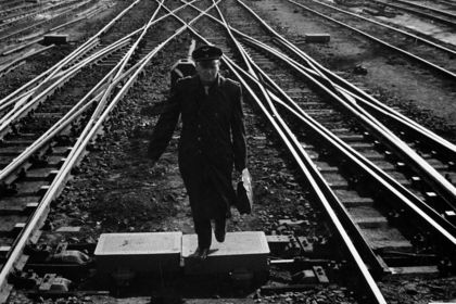 DAS ZWEITE GLEIS Filmstill zu "Das zweite Gleis"