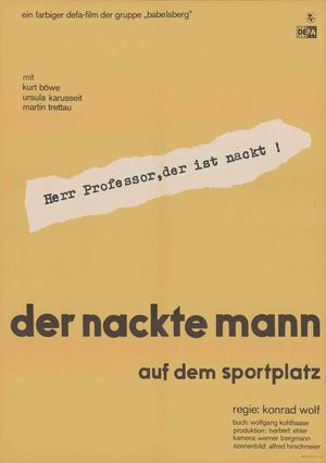 DER NACKTE MANN AUF DEM SPORTPLATZ Film poster for "Der nackte Mann auf dem Sportplatz"