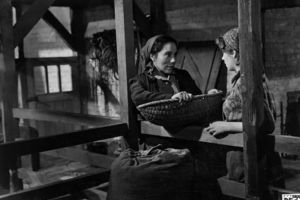 Film still for "Lied über dem Tal"