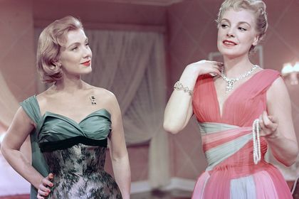 DIE SCHÖNSTE Filmstill zu "Die Schönste"