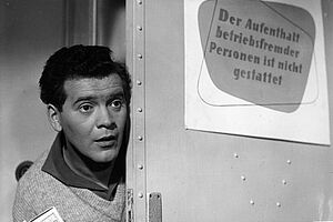 Film still for "Drei Kapitel Glück"