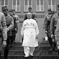 Filmstill zu "Professor Mamlock"