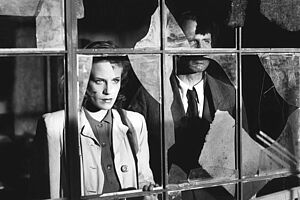 DIE MÖRDER SIND UNTER UNS Filmstill zu "Die Mörder sind unter uns"