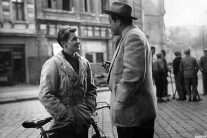 EINE BERLINER ROMANZE Film still for "Eine Berliner Romanze"