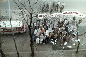 Film still for "In einem Atem"