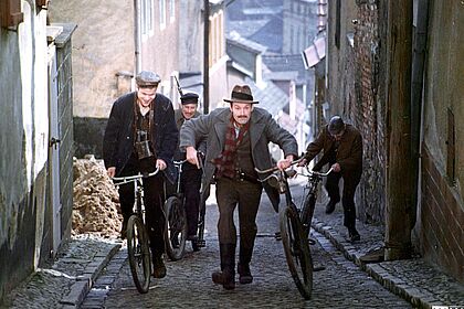 WOLZ - LEBEN UND VERKLÄRUNG EINES DEUTSCHEN ANARCHISTEN Filmstill zu "Wolz - Leben und Verklärung eines deutschen Anarchisten"