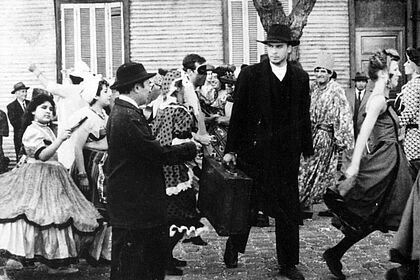 VERRUCHTES PARADIES Filmstill zu "Verruchtes Paradies"