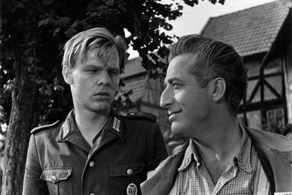 ZU JEDER STUNDE Filmstill zu "Zu jeder Stunde"