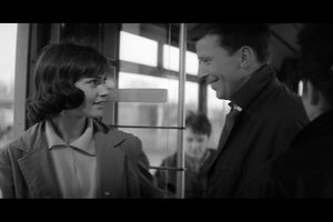 Filmstill zu "Trailer: Zügiger Tanz" 