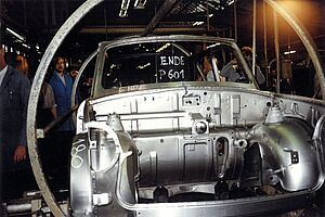 Filmstill zu "Der letzte Trabbi" 