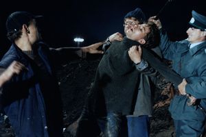 Film still for "Tanz auf der Kippe"