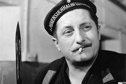 Film still for "Engel im Fegefeuer"