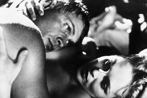 Film still for "Wenn Vampire lieben"
