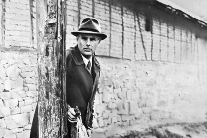 Filmstill zu "Eine Falle für den Verräter"