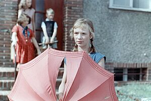 Film still for "Ein ungewöhnlicher Tag"