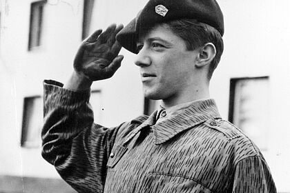 Film still for "Was ist das für ein Soldat"