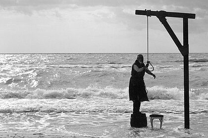 Filmstill zu "Schüsse unterm Galgen"