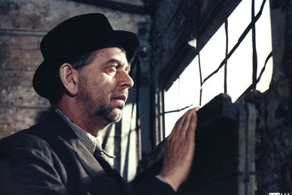 JAKOB DER LÜGNER Film still for "Jakob der Lügner"