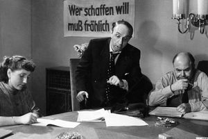 Film still for "Das Stacheltier - Technische Schwierigkeiten"