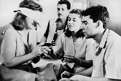 GEFÄHRLICHES LEBEN Film still for "Gefährliches Leben"