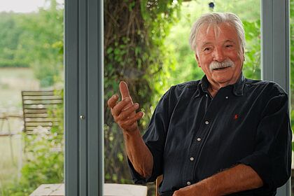 Filmstill zu "Zeitzeugengespräch: Karl Heinz Lotz"